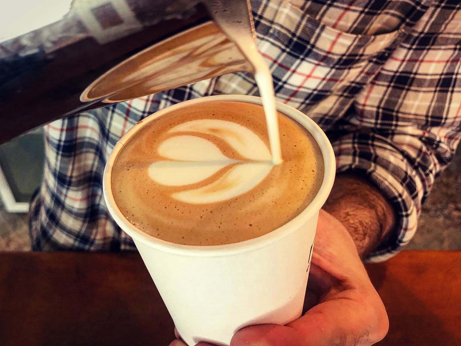 Dragoș Panait lansează cafeneaua de specialitate RUA Espresso Bar