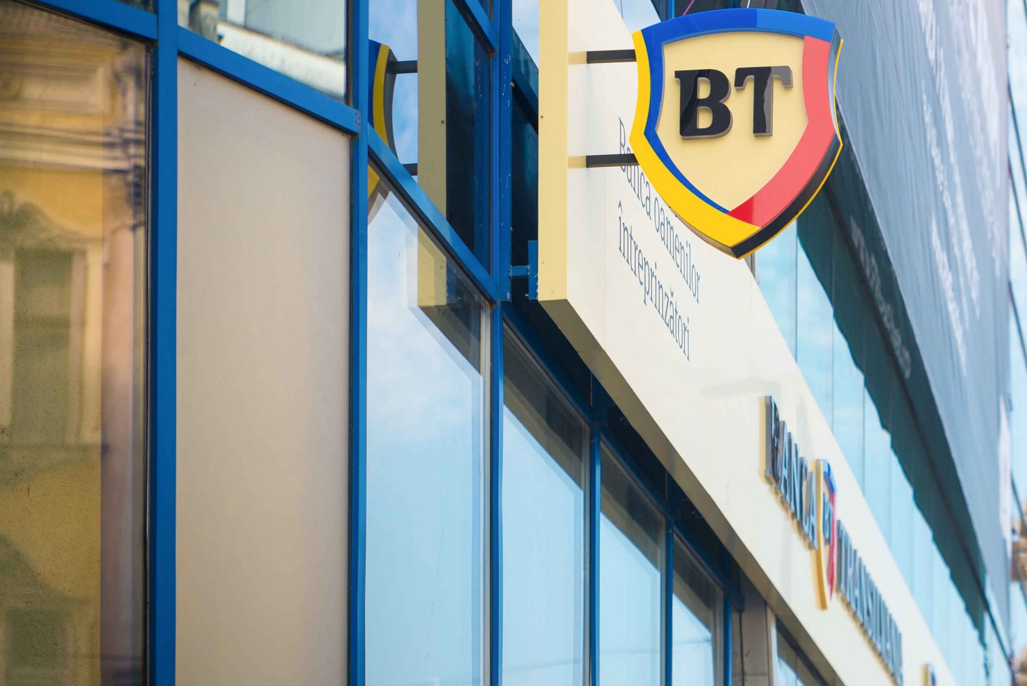 Banca Transilvania automatizează actualizarea datelor clienților