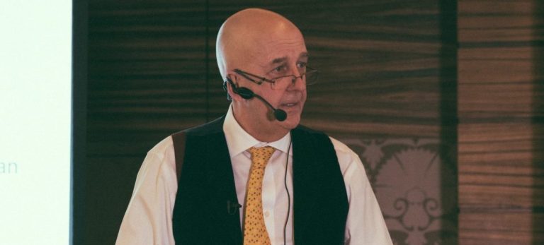 Curs Inovatie de Marketing Couse Level manager Tim Lane scaled e1602676961323