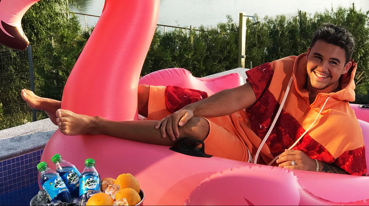 Cum a reușit Mirinda să genereze 150 de milioane de vizualizări pe TikTok în campania #MixUpYourSumm...