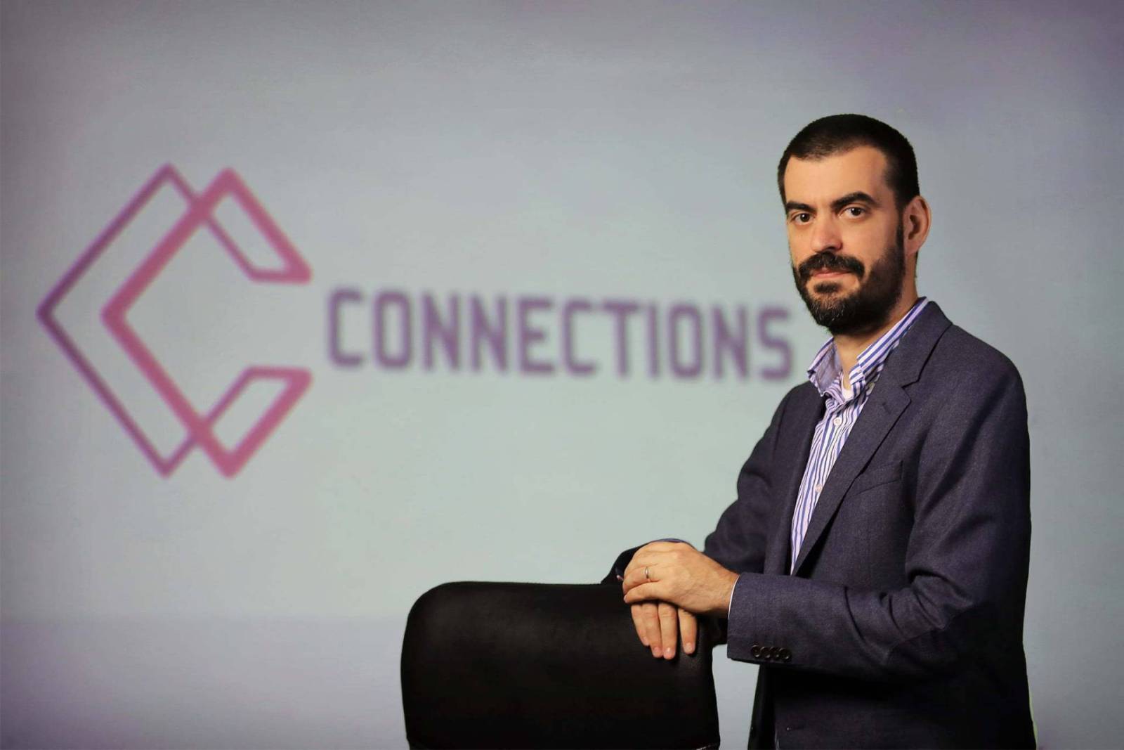 Faceți cunoștință cu Tudor de la contabilitate, robotul software dezvoltat cu tehnologie UiPath