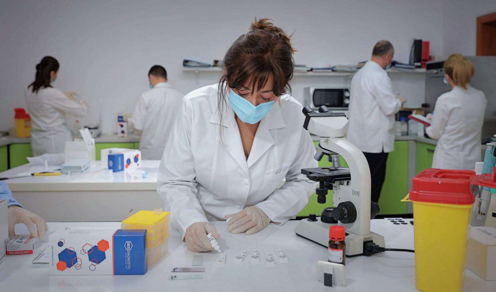 Românii de la DDS Diagnostic lansează un test antigen COVID-19 care oferă rezultate în 15 minute