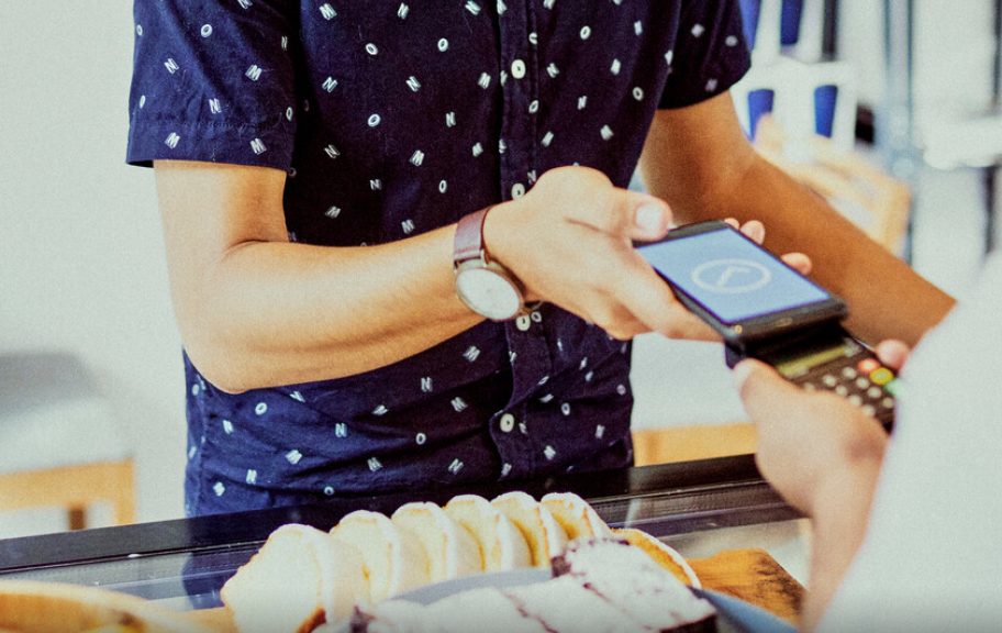 Clienții ING Bank își pot înrola cardurile în Google Pay direct din aplicația mobilă Home’Bank