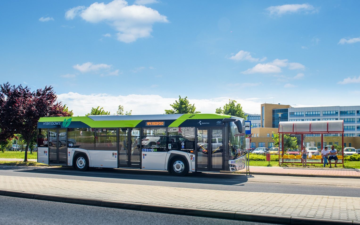 Aer mai curat în orașe. Solaris a livrat 37 de vehicule electrice pe piața locală, la Brașov și Satu...