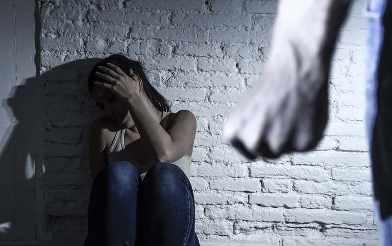 Buton de panică pentru victimele violenței domestice