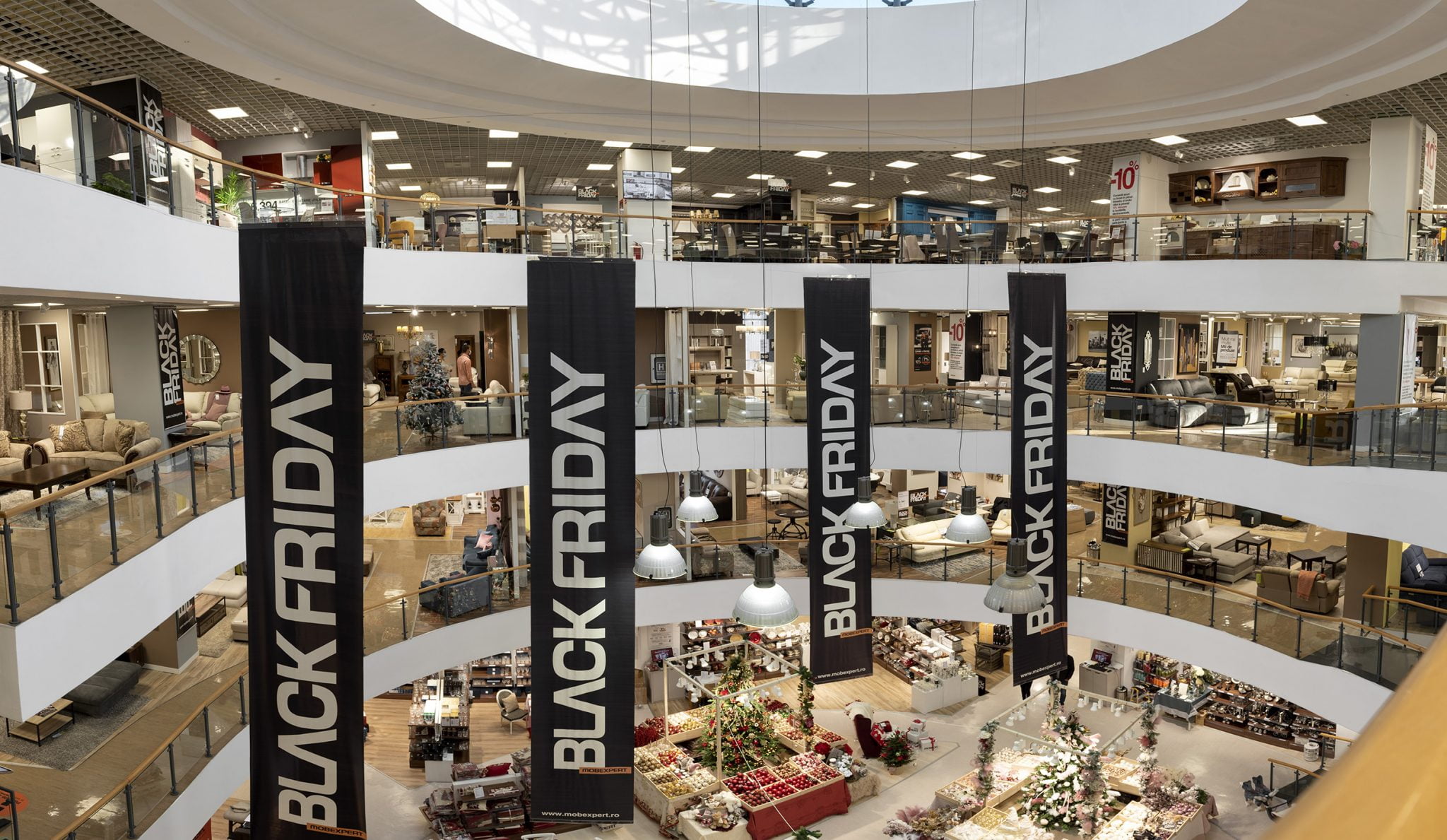 Vânzări record pentru Mobexpert de Black Friday