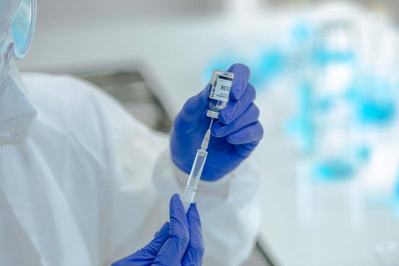 A început campania de vaccinare anti-Covid