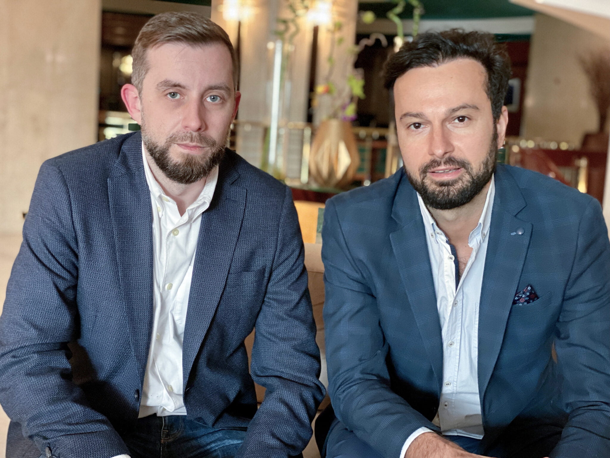 Roboți software pentru companiile mici și mijlocii din România