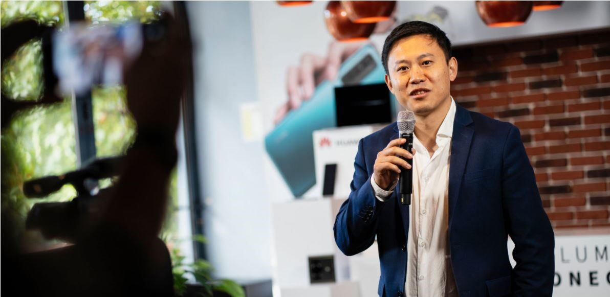 Telefonul vechi pentru reducere la noul telefon: Huawei Buy Back devine disponibil permanent
