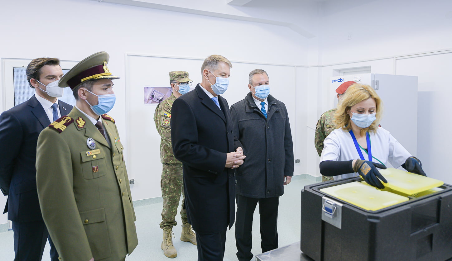Klaus Iohannis se va vaccina împotriva Covid-19, vineri