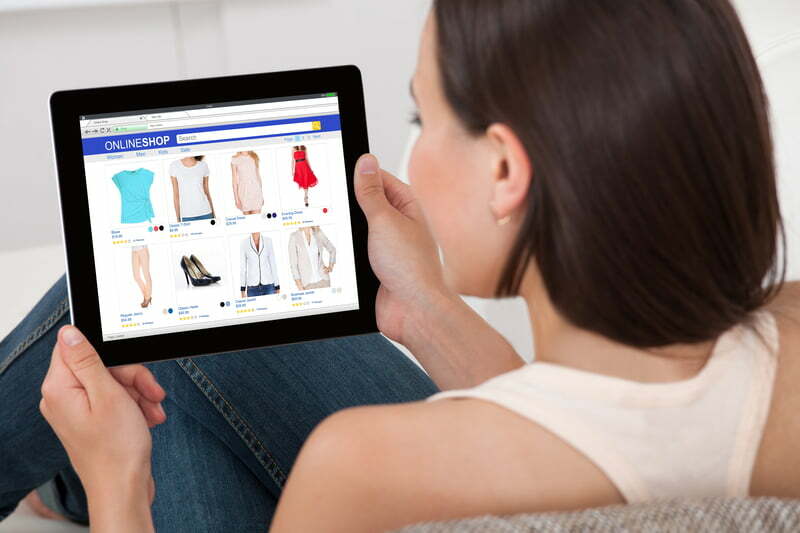 Cum se comportă cumpărătorul român în online