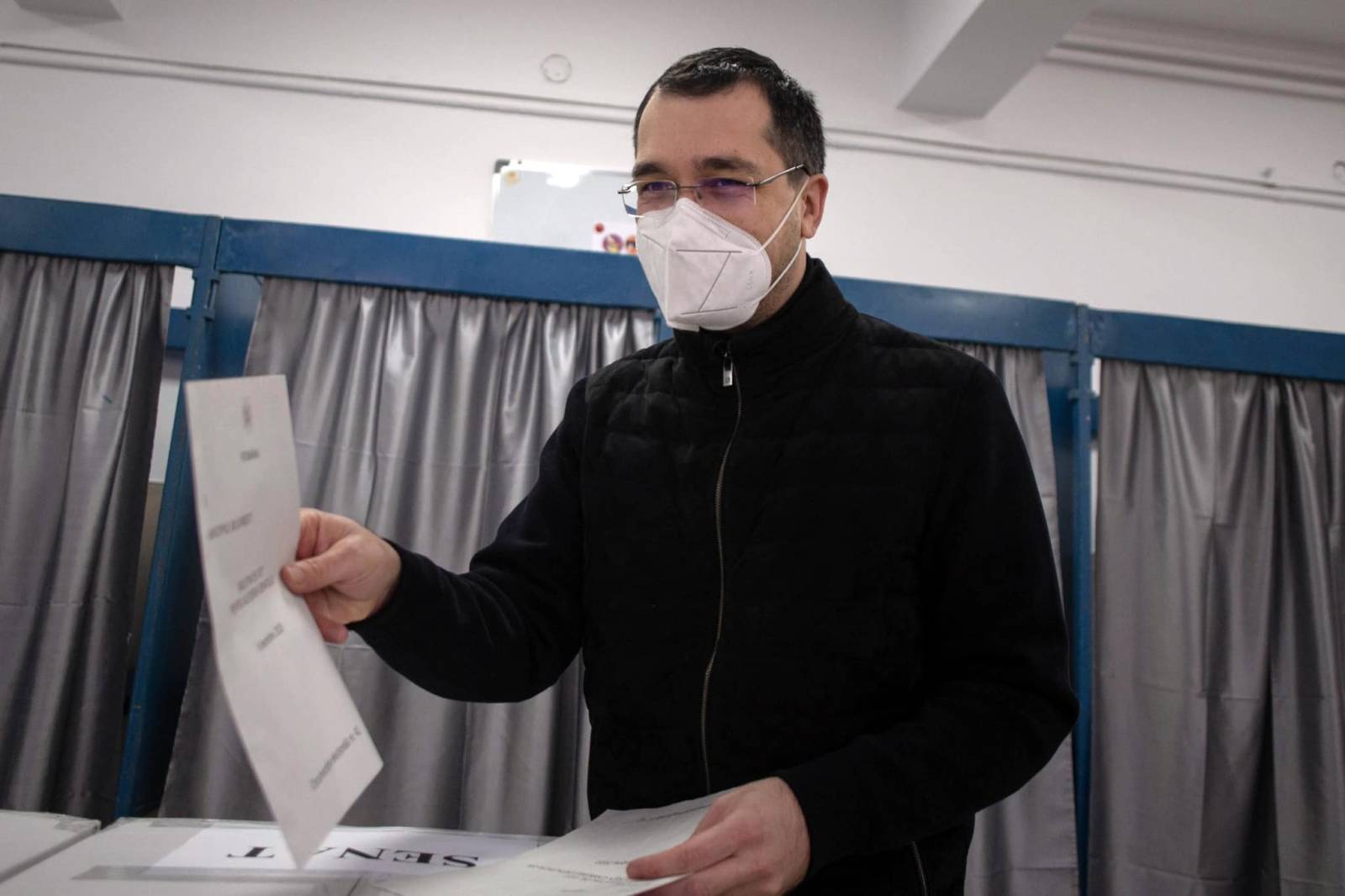 Vlad Voiculescu despre vaccinare: sunt multe lucruri de învățat, sunt multe lucruri de îmbunătățit