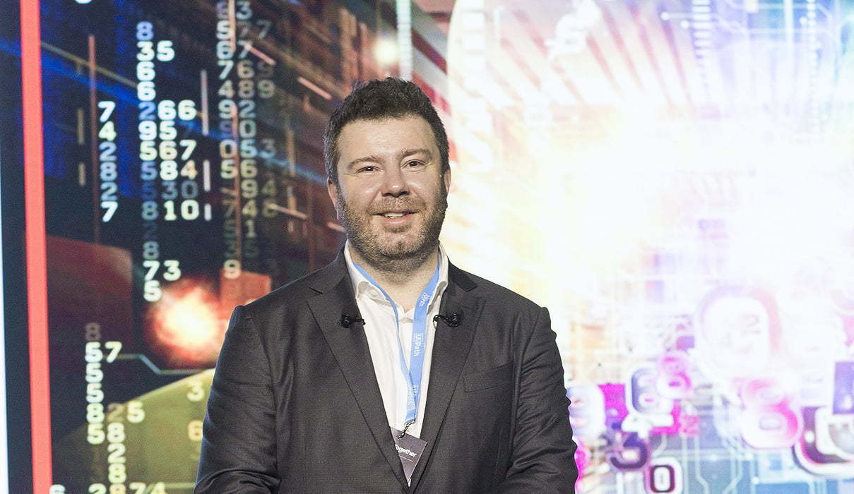 Danie Dines-UiPath