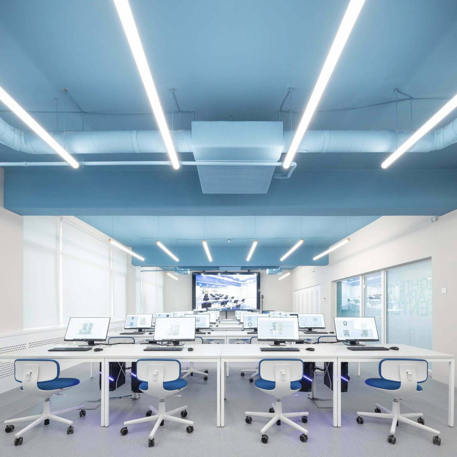 Investiție de 240.000 euro în primul centru Hi-Tech la Universitatea de Arhitectura si Urbanism ”Ion...