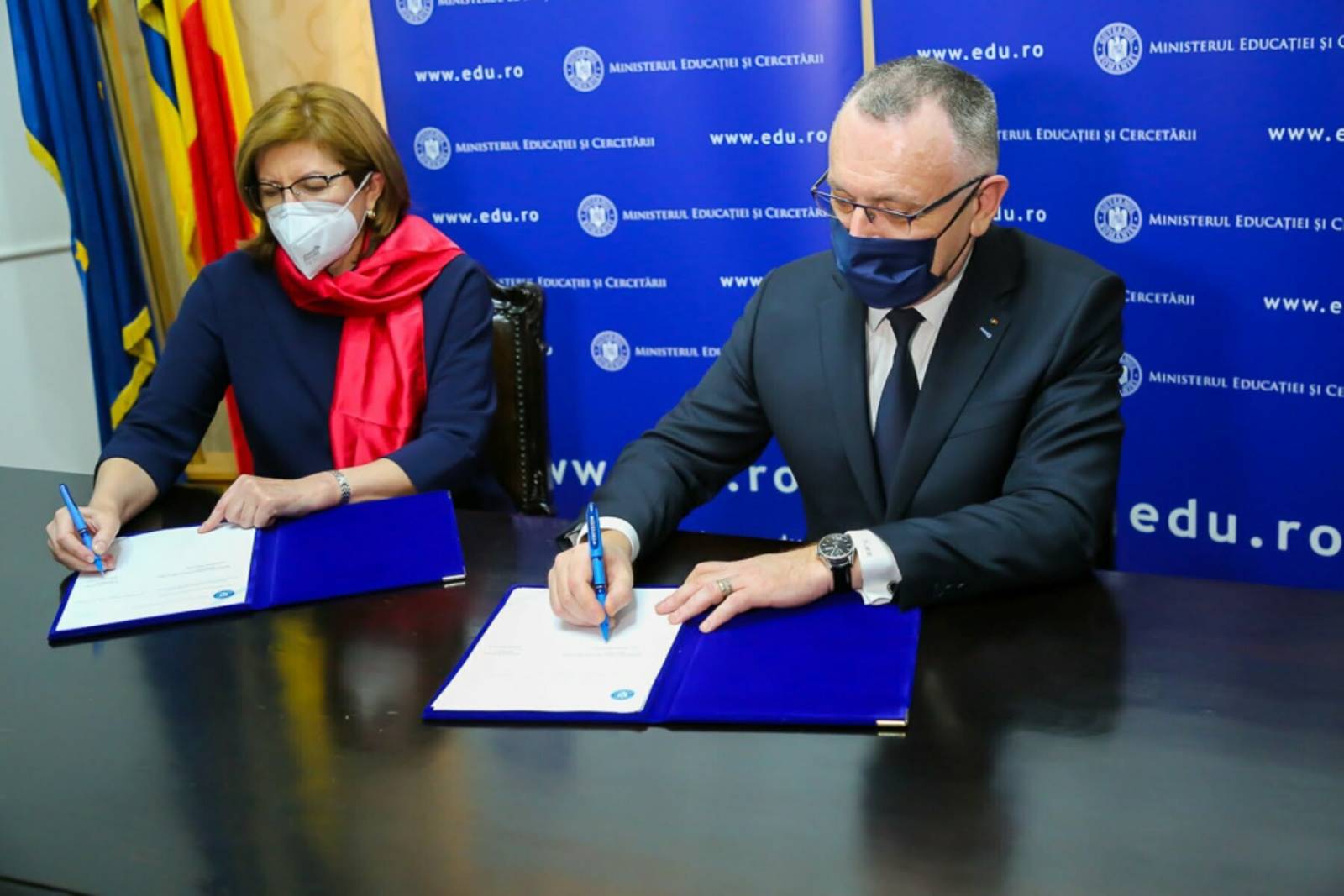 Fundația Altex
