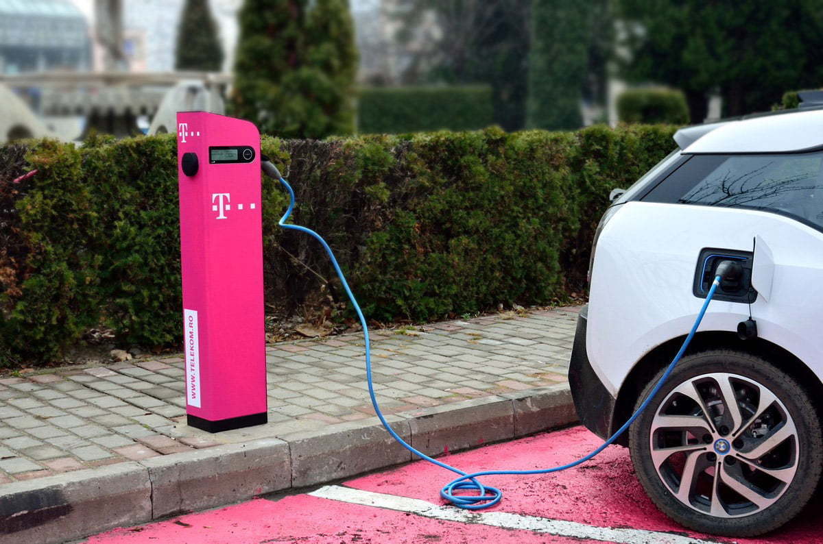 Statie incarcare masini electrice-Telekom