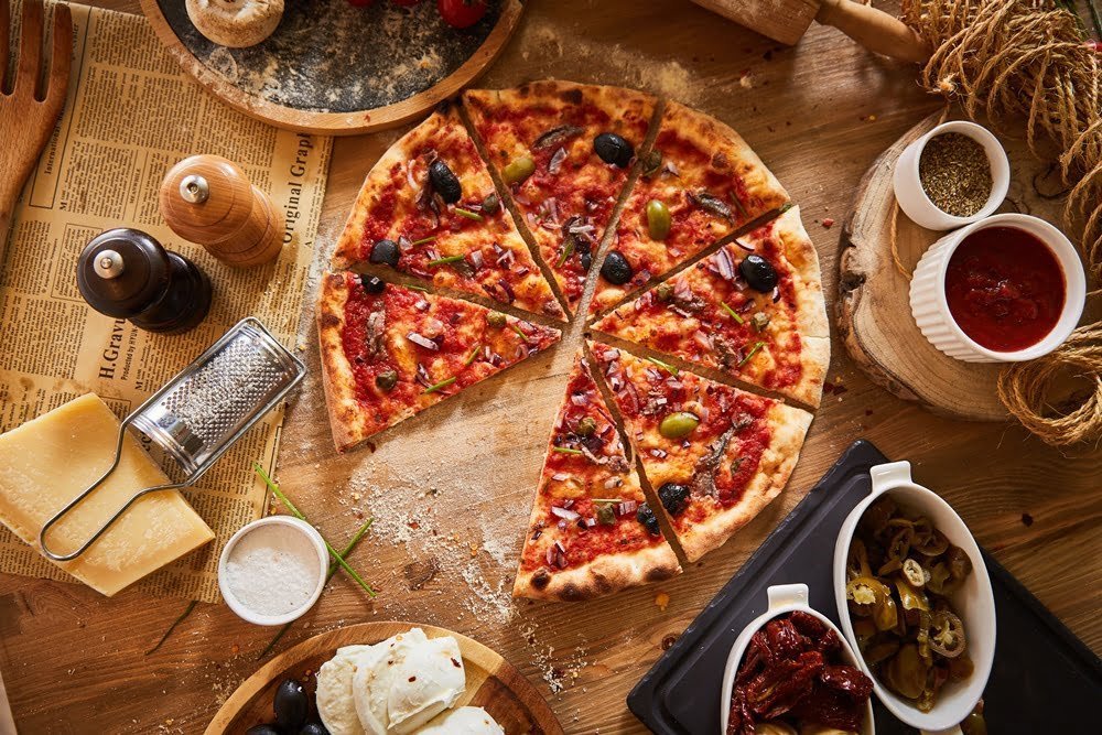 Antica Pizza, o pizzerie artizanală cu produse italiene se deschide în București
