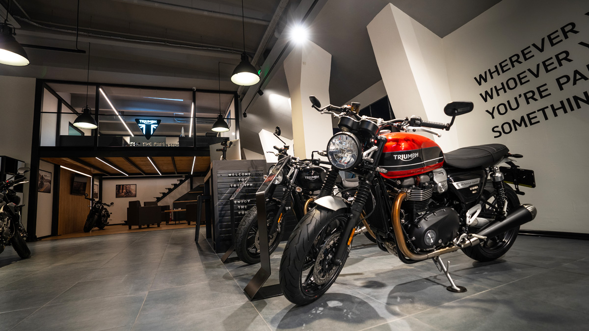 Showroom Triumph-Bucuresti