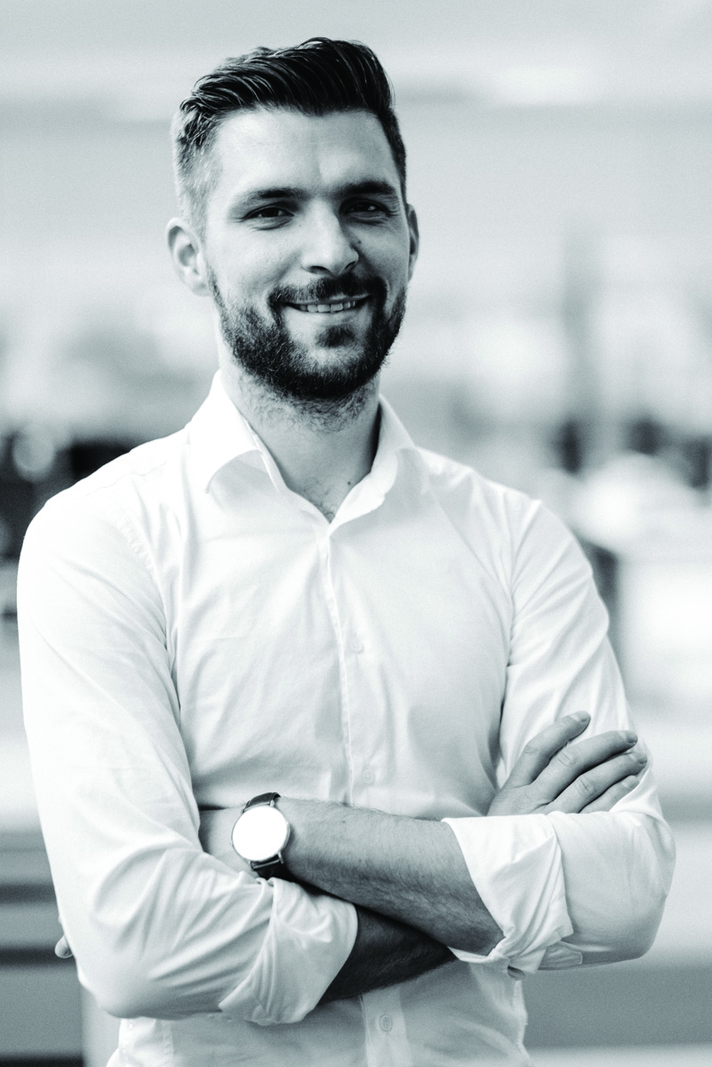 Bizcoin: Revoluția blockchain schimbă businessul 3 Beniamin Mincu-Elrond