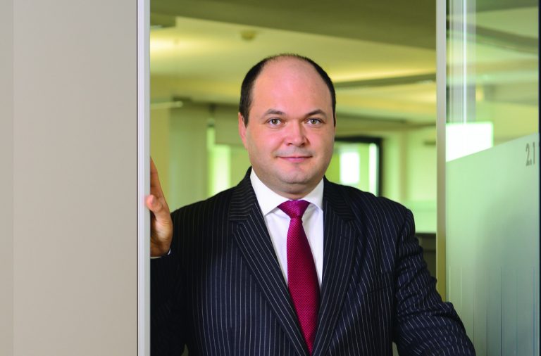 Ionut Dumitru-Raiffeisen
