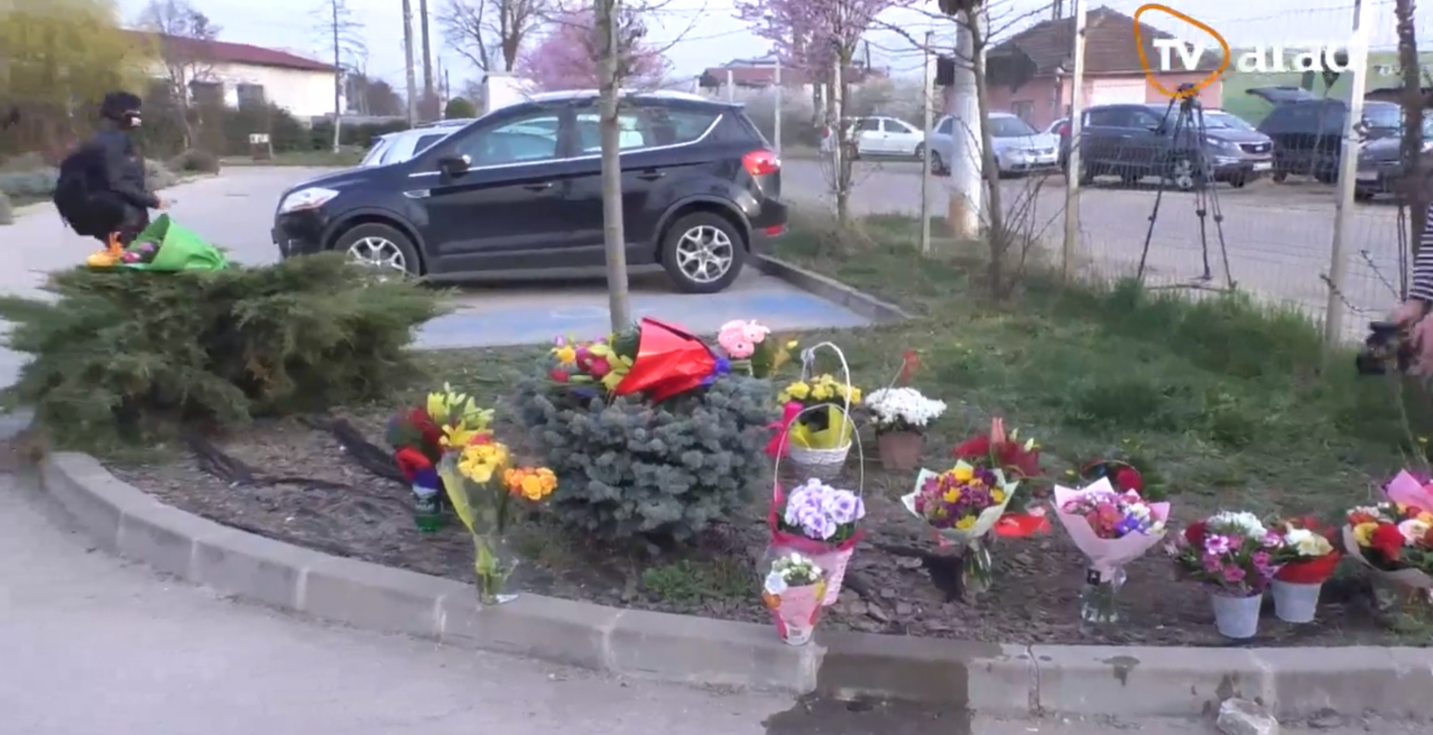 Medicii de la Arad au primit buchete de flori