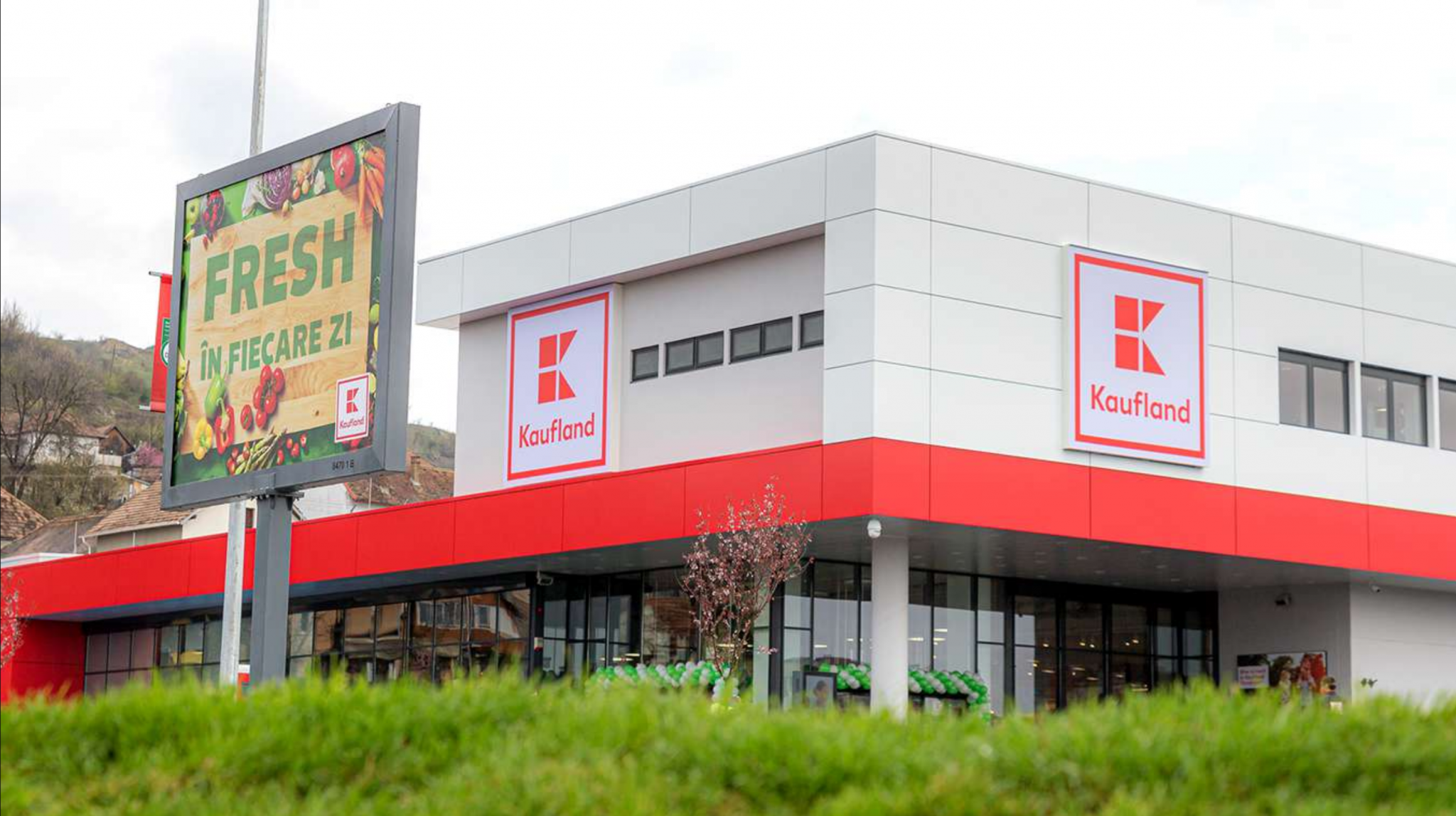 Kaufland lansează un nou program de sprijin pentru agricultori. Garantează siguranța cantităților vâ...