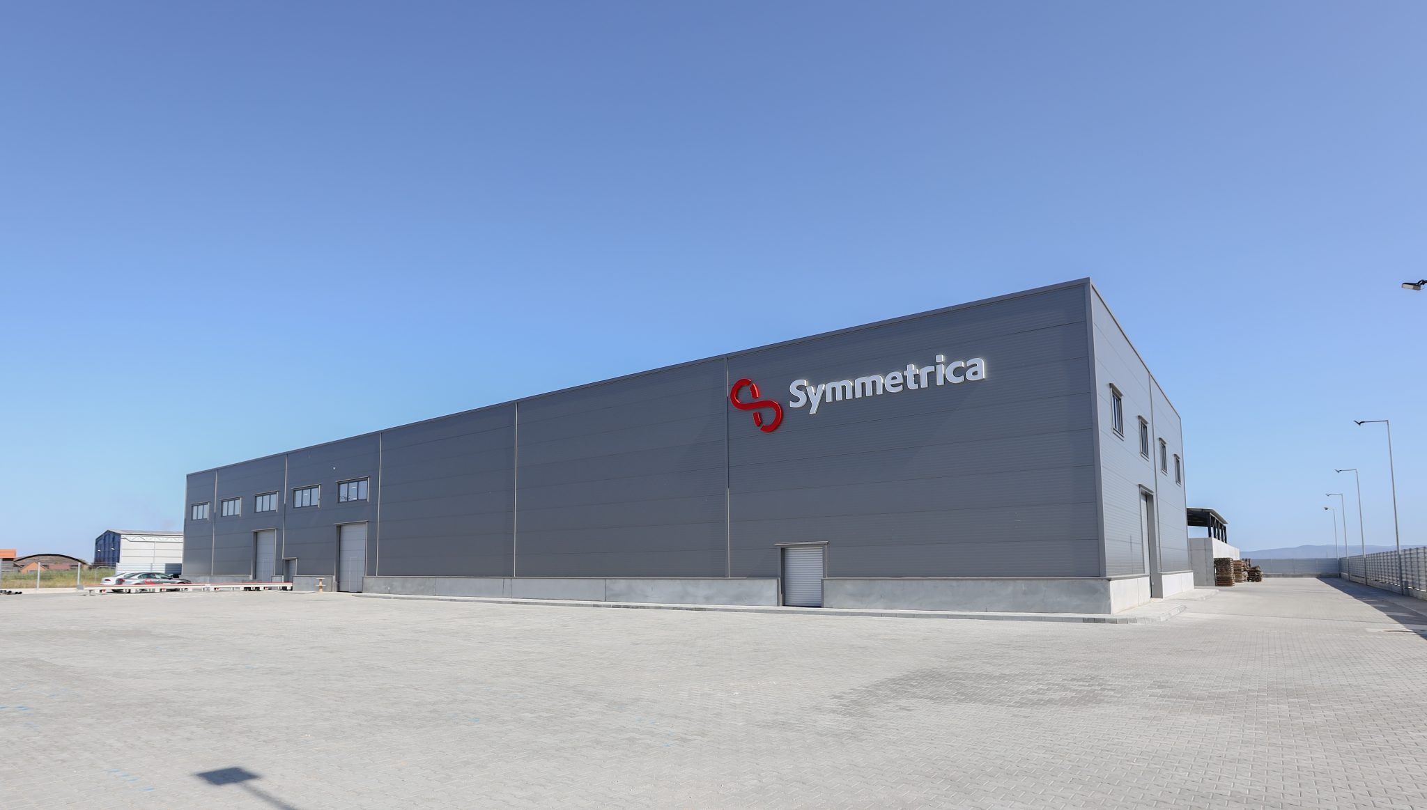 Symmetrica, investiție de 6 milioane de euro într-o unitate de producție la Arad