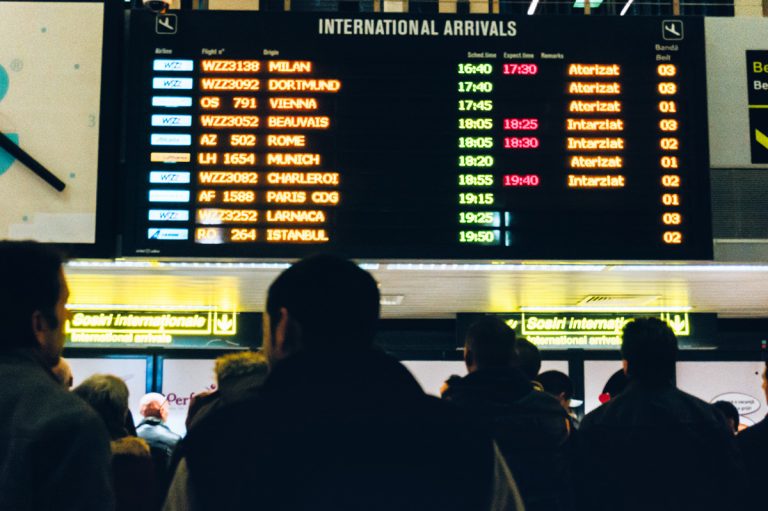 aeroport Otopeni zboruri dreamstime