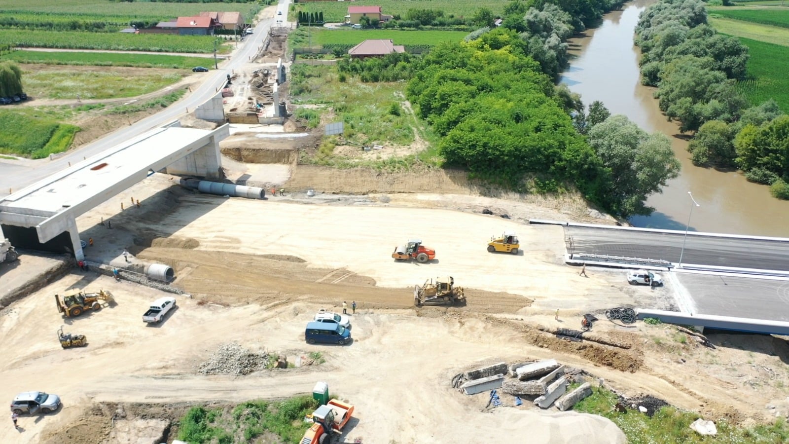 Autostrada Sebeș - Turda, gata în proporție de 90%. Se va deschide în acest an 4 232476136 2565969053548841 8745408152007687947 n