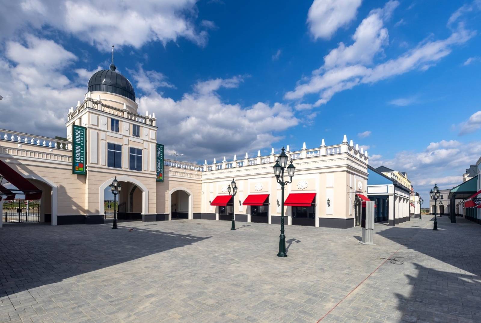 Peste 125.000 de clienți pentru FASHION HOUSE Pallady, în primele două luni de la deschidere
