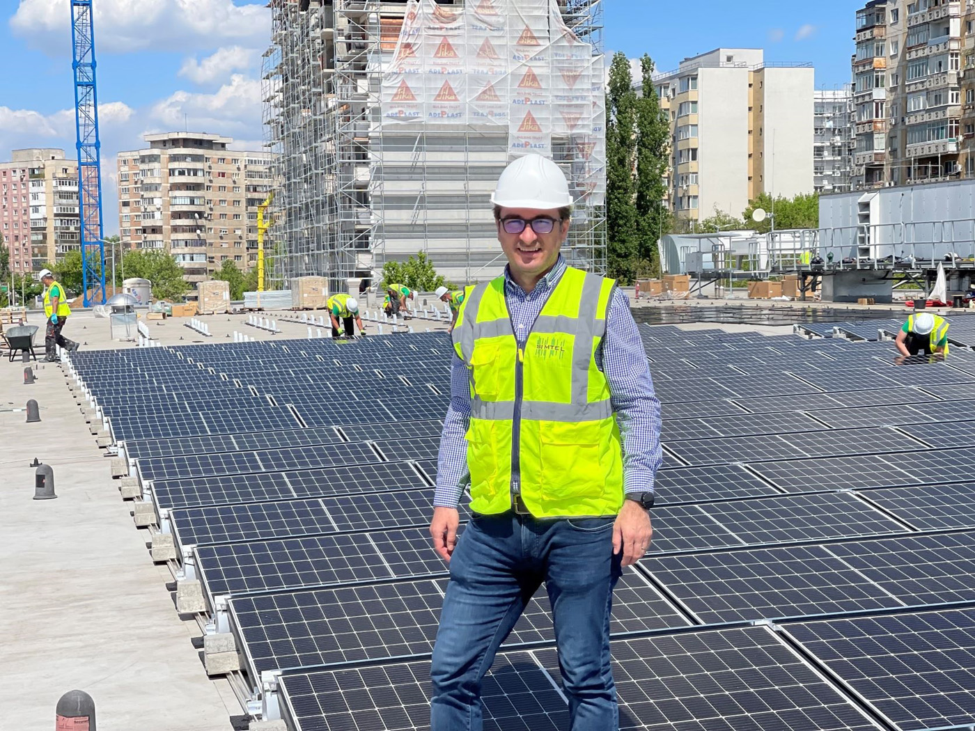 Simtel Team-panouri fotovoltaice