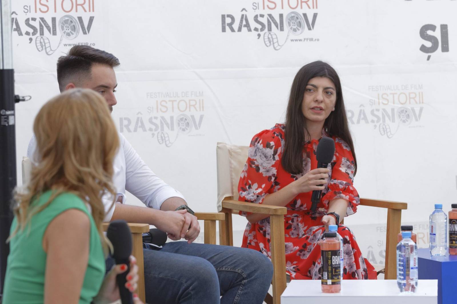 Sustinem Eroii din spatele Eroilor MedLife 1 scaled