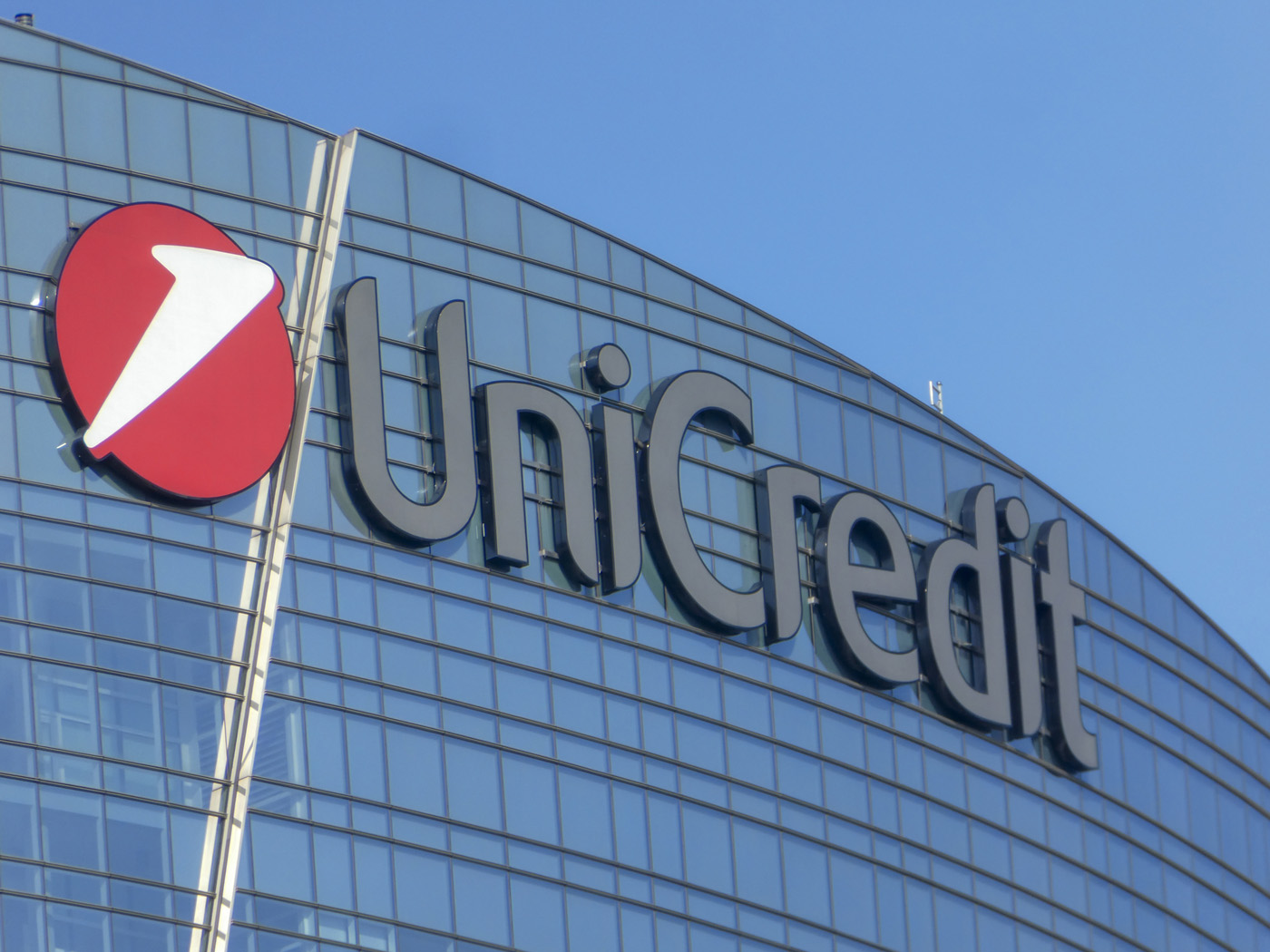 UniCredit-Dreamstime