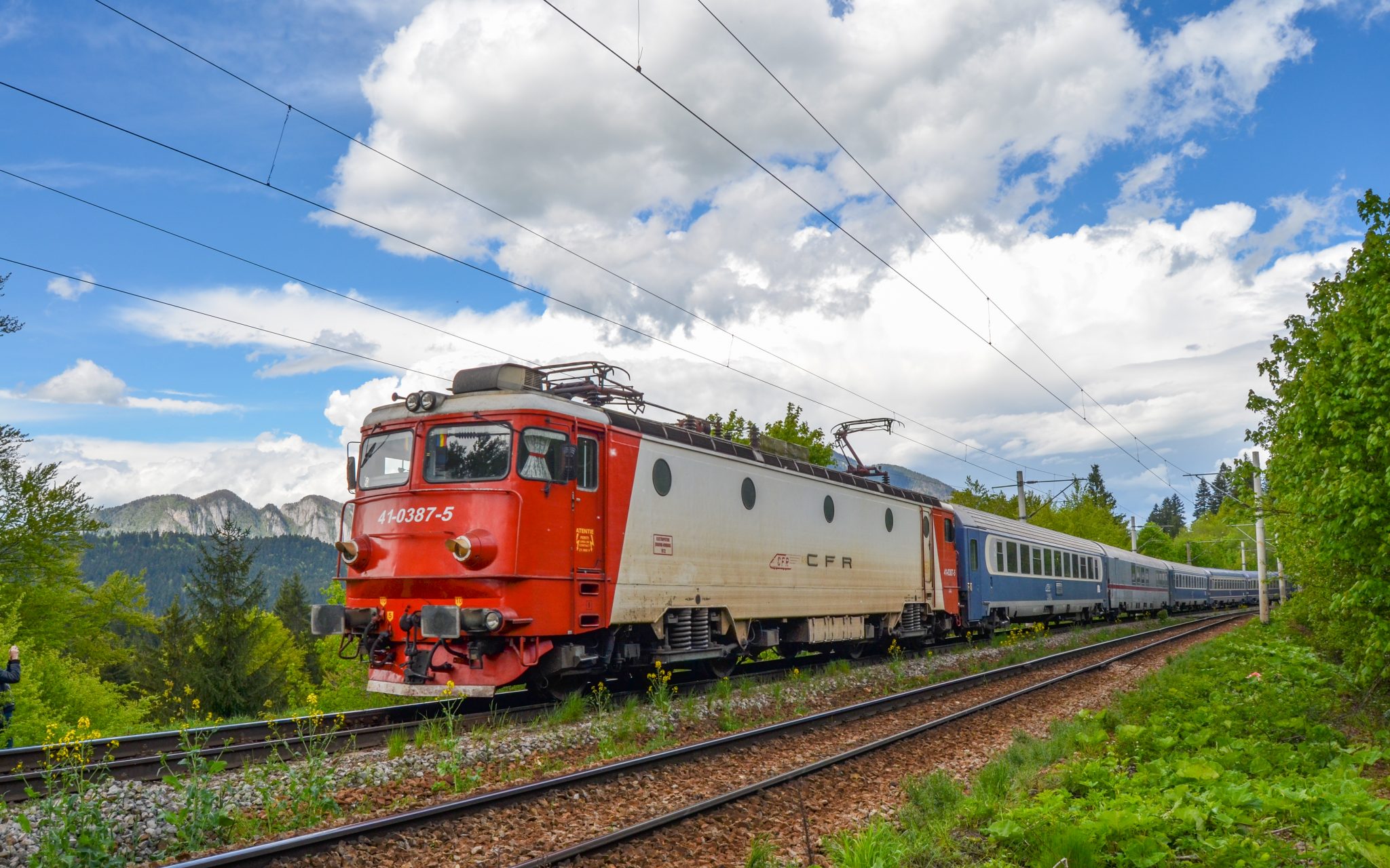 Se scumpesc biletele de tren. Majorarea se aplică din 1 iulie