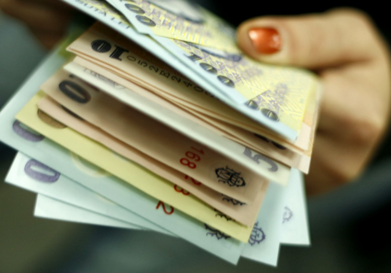 Companiile anticipează creşteri salariale de 5% pentru anul 2022
