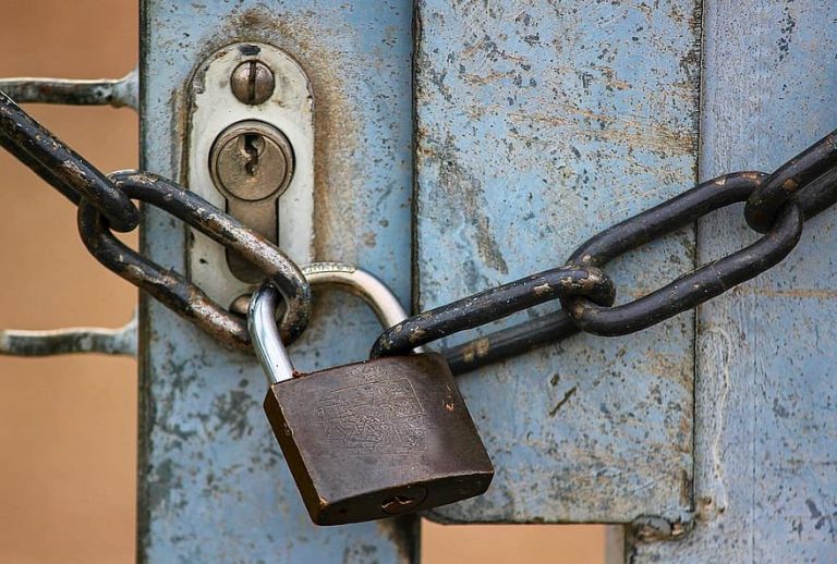 Peste un milion de firme au fost închise în România în ultimii 30 de ani