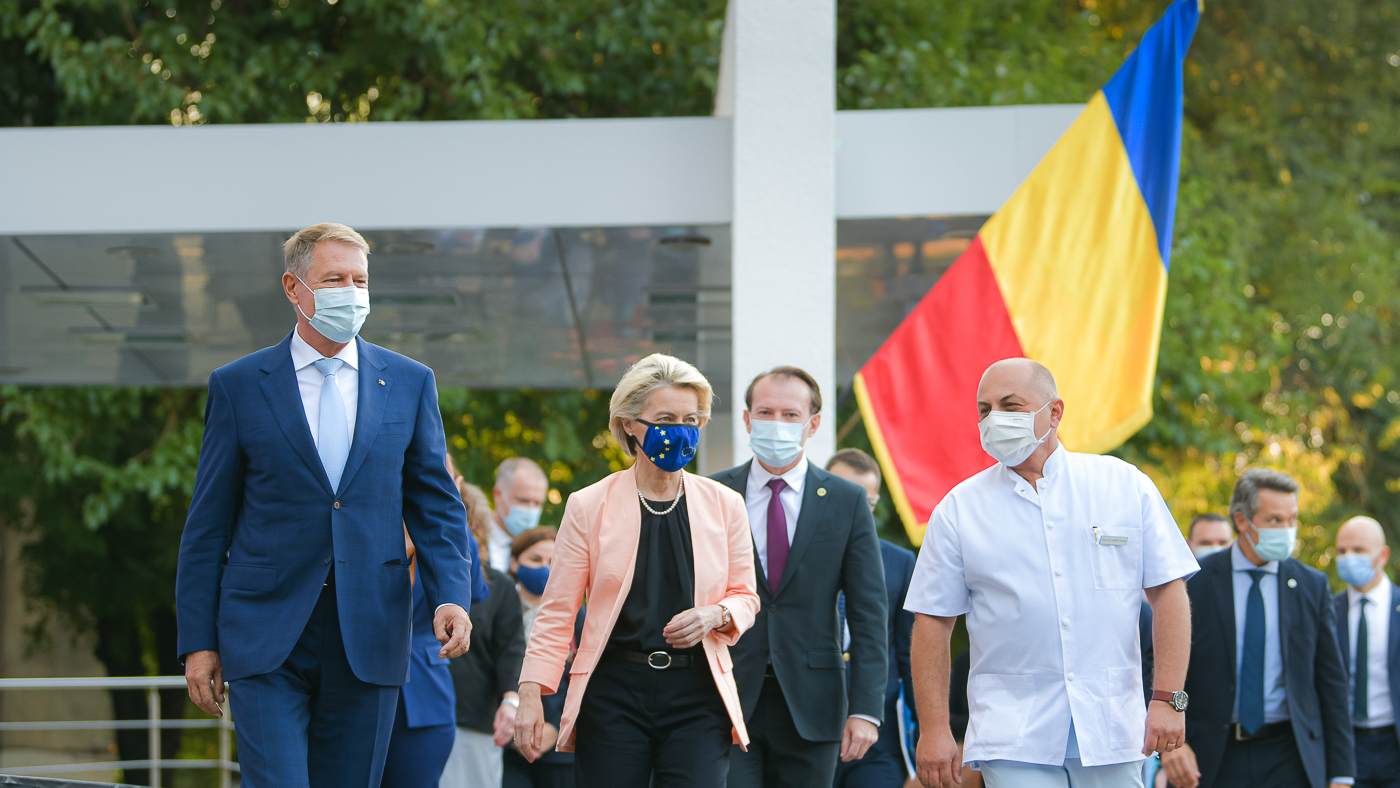 PNRR pentru România a fost aprobat. Granturi de 14,2 miliarde de euro și împrumuturi de 14,9 miliarde de euro 1 ursula von der leyen in romania aprobarea PNRR 2021 1