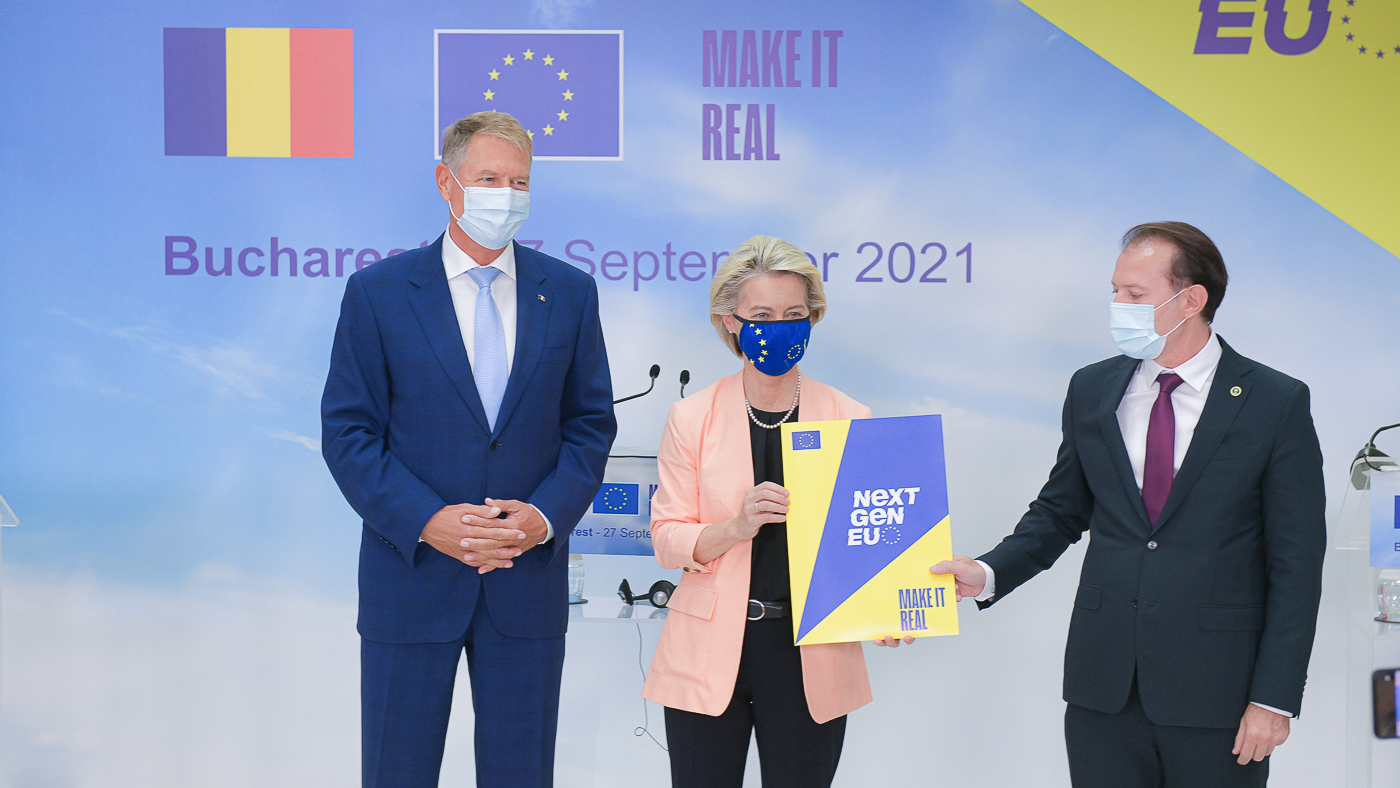 PNRR pentru România a fost aprobat. Granturi de 14,2 miliarde de euro și împrumuturi de 14,9 miliarde de euro 6 ursula von der leyen in romania aprobarea PNRR 2021 4