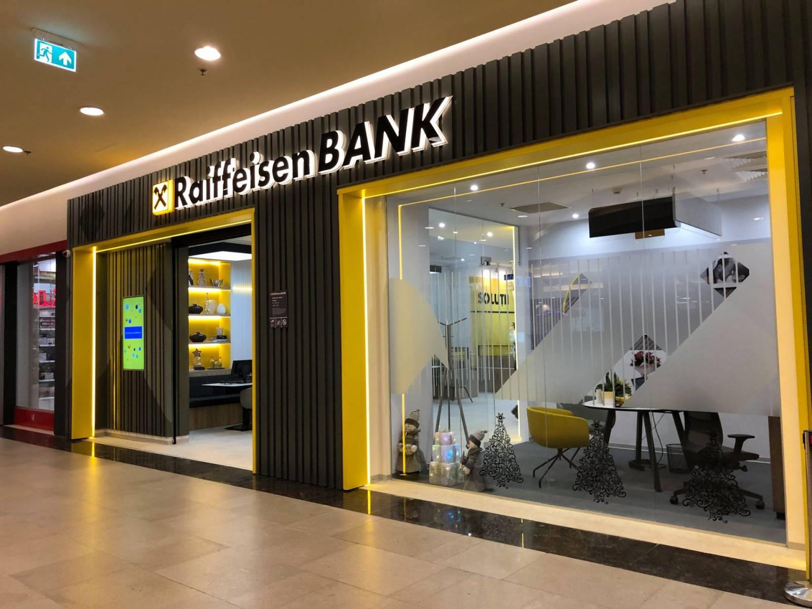 Raiffeisen Bank lansează noi servicii online pentru IMM-uri