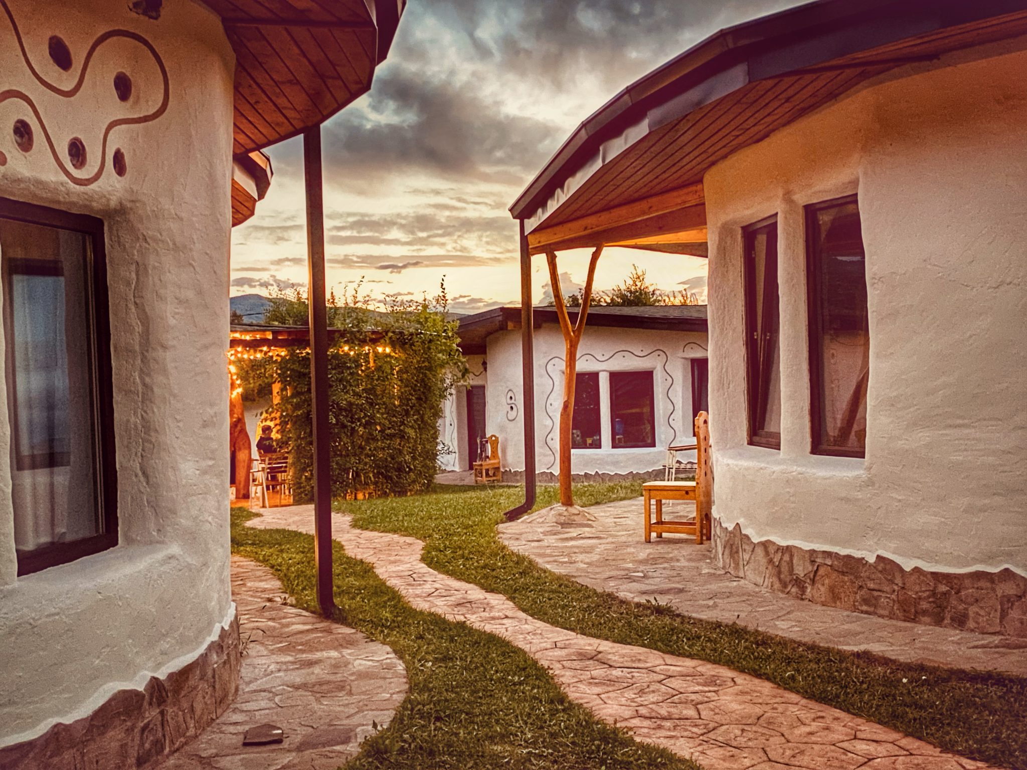 De ce e pe val turismul rural