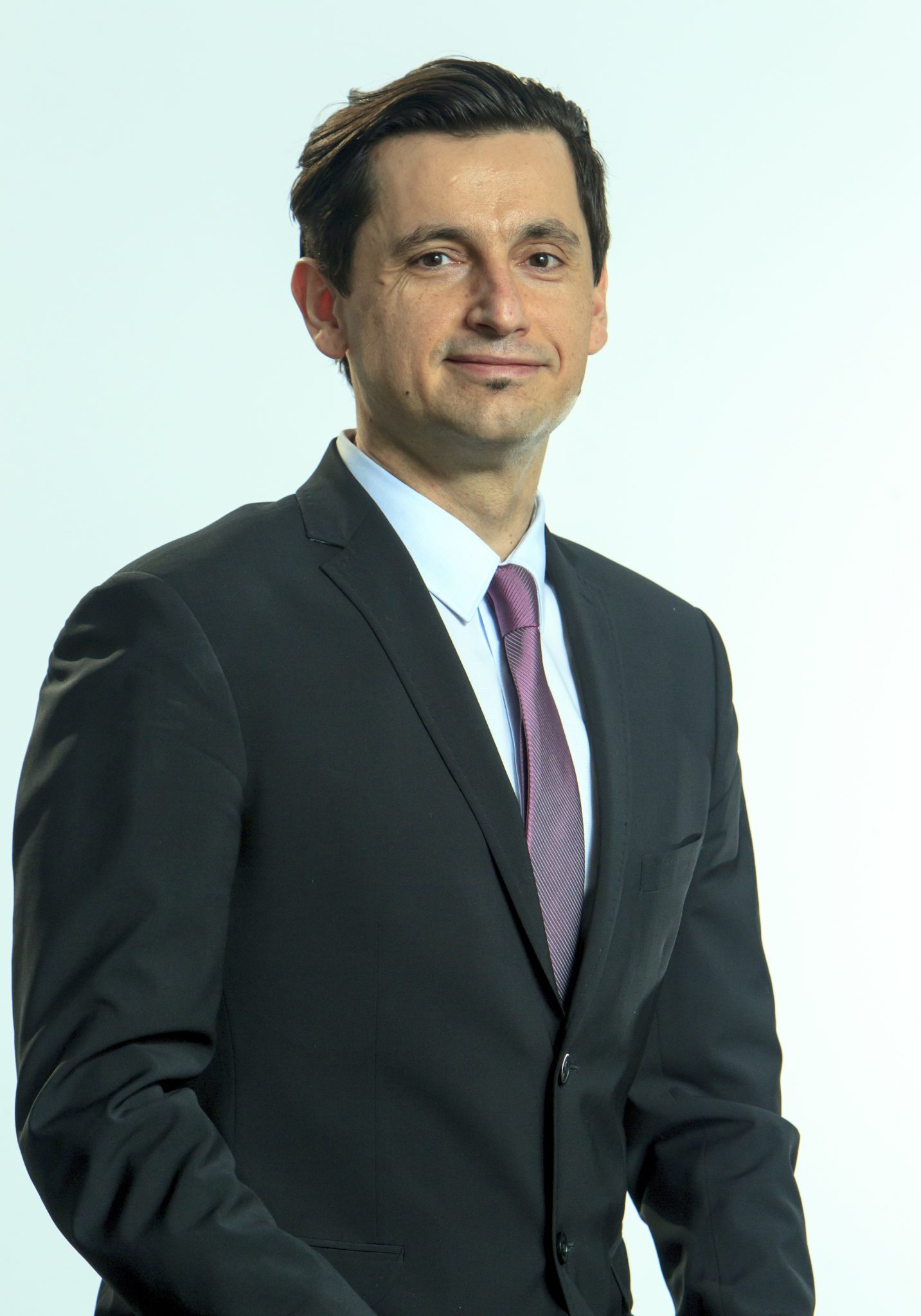 Cele două divizii locale ale Danone, reunite sub un management comun