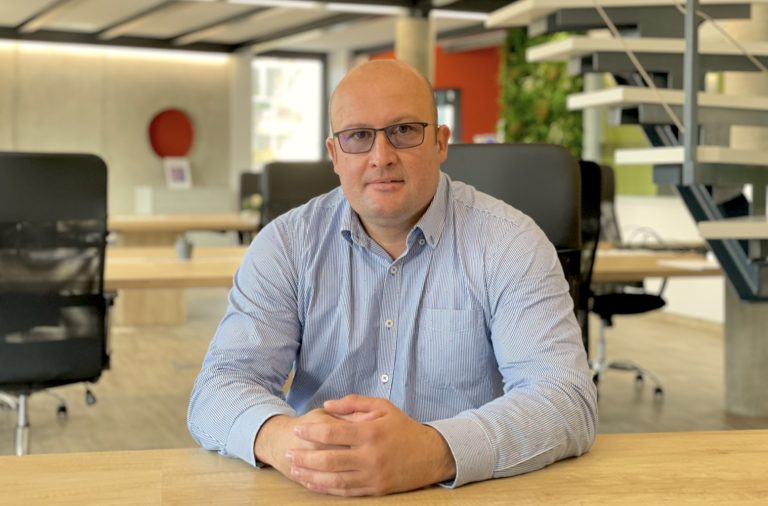 Attila Okanyi -MerXu