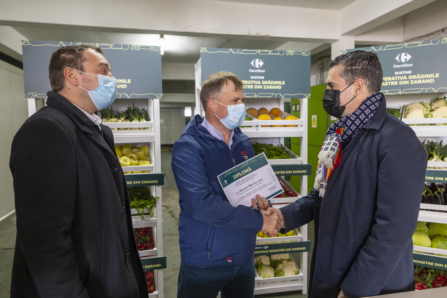 Mai multe produse românești ajung în magazinele Carrefour din vestul țării 3 Carrefour Silviu Diaconu Romeo Jurj Julien Munch