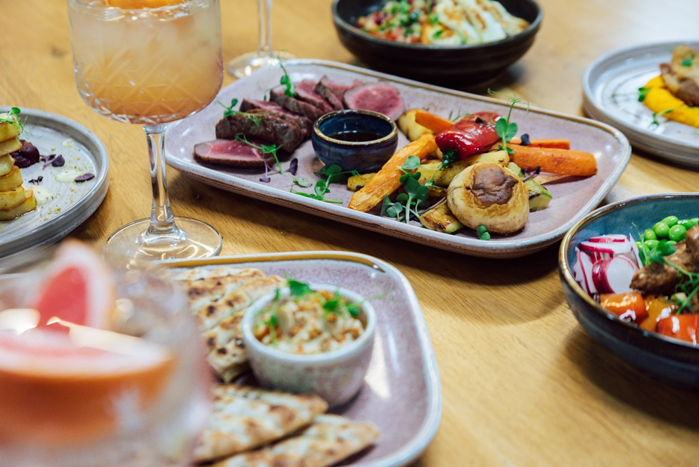 Gram Bistro, locul ideal pentru petreceri de sărbători 1 Gram Bistro Bucatarie15