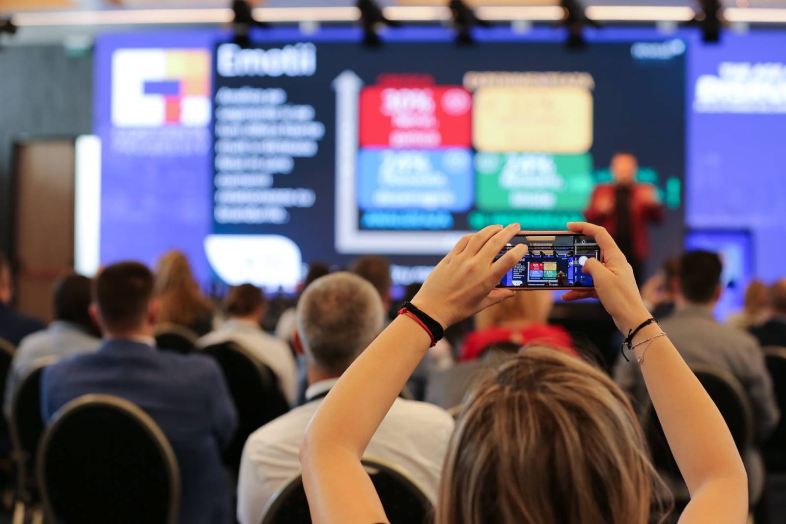Tinerii, cei mai vocali promotori ai brandurilor preferate