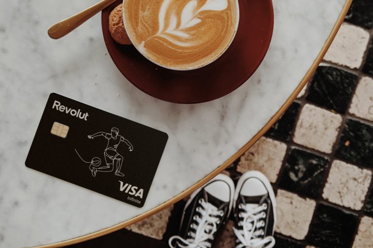 Revolut-card personalizat