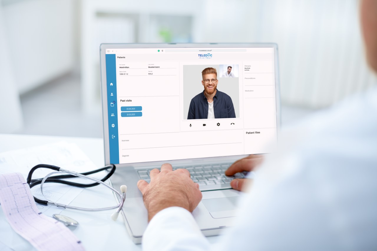 Parteneriat TeleDoc - Blue Air pentru asistență medicală digitală