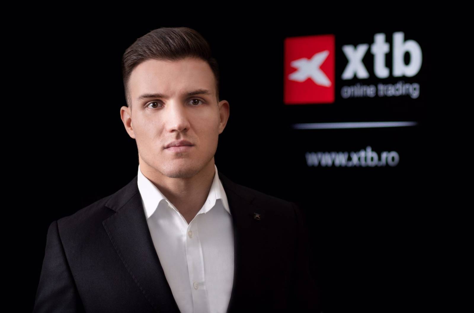 XTB: Companiile aeriene revin în atenția investitorilor europeni la finalul anului 2021 1 Radu Puiu Research Analyst XTB Romania 4 4030x2658 scaled