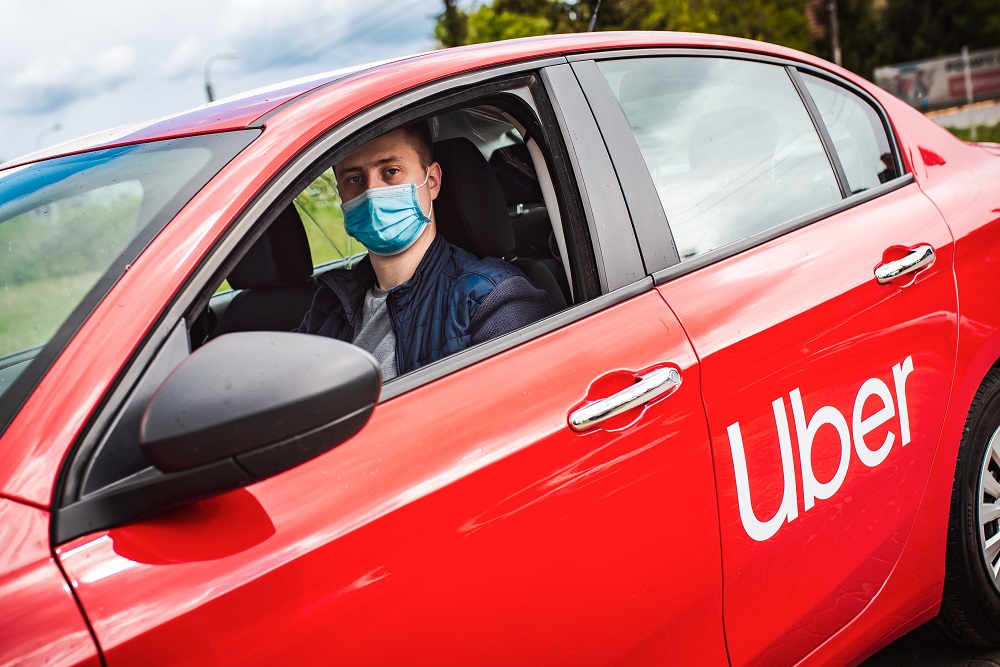 Uber se lansează în Bacău și Buzău. 15 orașe cu transport alternativ în România