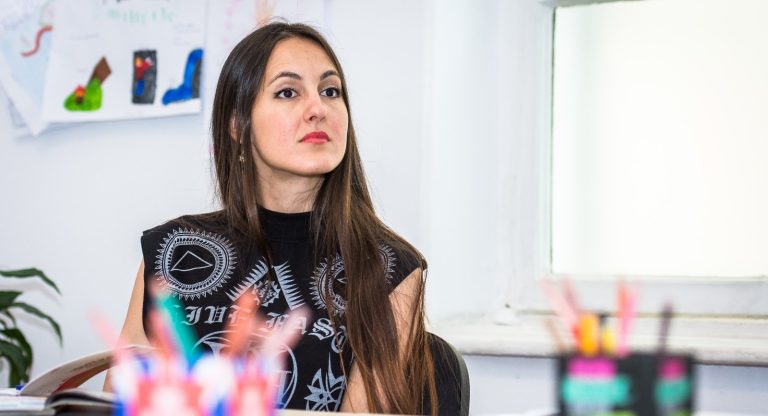 Flying Colours - cursuri engleza business